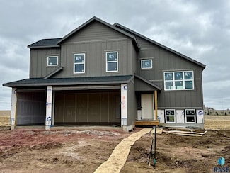 3000 S Copper Creek Ave, Sioux Falls, SD 57110