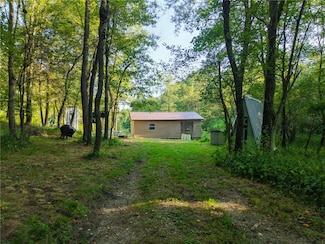 00 N Loop Rd, Armstrong/Shelocta, PA 16222