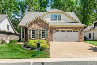364 Swinburne Rd, District 4, VA 23103