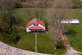 534 Lower Gilmore Rd, Campton, KY 41301