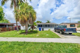 1020 N 71st Ave, Hollywood, FL 33024