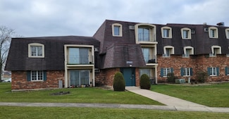 17963 Huntleigh Ct Unit 103, Country Club Hills, IL 60478