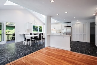 43 Ridgewood Rd, Milton, MA 02186