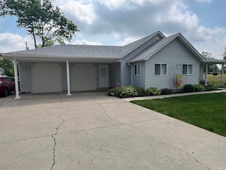 542 S Greensboro Pike, New Castle, IN 47362