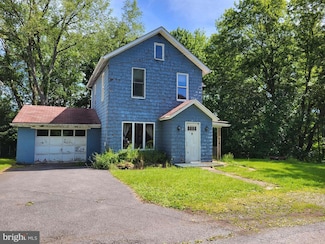 41 Church St, Reynoldsville, PA 15851