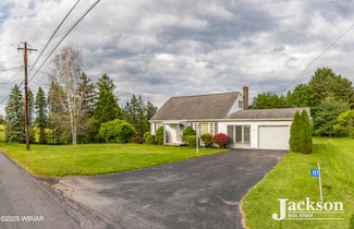 887 Gravel Hill Rd, Lock Haven, PA 17745