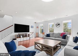303 Surgeon Generals Ct Unit 304, Philadelphia, PA 19146