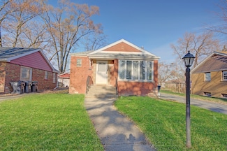 15532 Gouwens Ln, South Holland, IL 60473