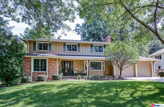 1617 Holling Dr, Omaha, NE 68144
