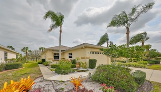 1911 Sterling Glen Ct, Sun City Center, FL 33573