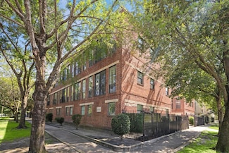 100 Mcgowen St Unit A, Houston, TX 77006