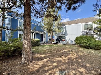 2011 NE Neil Way, Bend, OR 97701