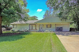 405 Meadowbrook Dr, Nacogdoches, TX 75964