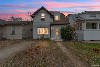 25520 New York St, Dearborn Heights, MI 48125