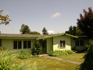 3275 D St, Hydesville, CA 95547