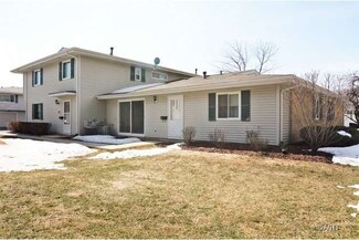 1130 Quanset Ct Unit 1762, Schaumburg, IL 60194