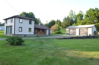 9963 S Protection Rd, Holland, NY 14080
