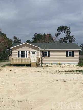 216 Bayview Dr, Stumpy Point, NC 27978