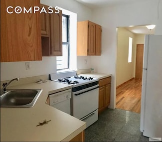 302 E 104th St Unit 3W, New York, NY 10029