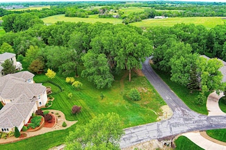00000 Glencoe Cir, Salina, KS 67401