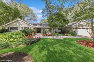 909 Country Club Dr, La Grange, IL 60525