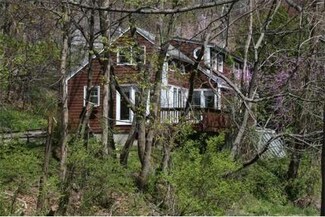 82 Summer Hill Rd, Maynard, MA 01754