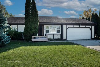 3719 W Prestwick St Unit 1, McHenry, IL 60050