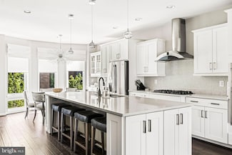 508 Spindrift Ln, Oxon Hill, MD 20745