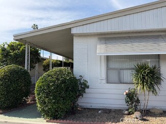 9800 Bolsa Ave Unit 14, Westminster, CA 92683