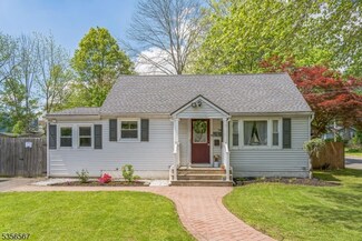 129 River Dr, Lake Hiawatha, NJ 07034