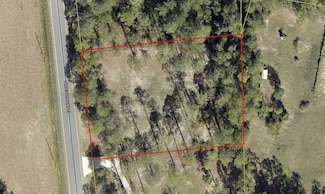 5268 State Highway 83, Defuniak Springs, FL 32433