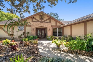 4868 Lake Valencia Blvd E, Palm Harbor, FL 34684