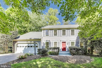 12148 Darnley Rd, Woodbridge, VA 22192