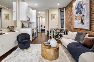 244 W 22nd St Unit 5, New York, NY 10011