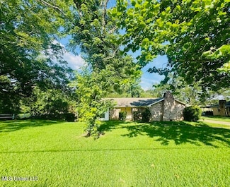 3864 S Siwell Rd, Jackson, MS 39212