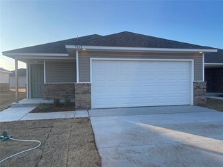 9013 Mongolian Fork Ln, Oklahoma City, OK 73160