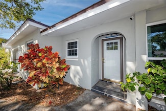 849 Karen St, Palm Harbor, FL 34684
