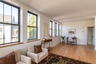 17 Hawley St Unit 201-202, Northampton, MA 01060