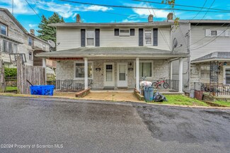 306 S Edwards Ct, Scranton, PA 18504