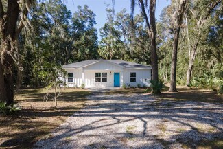 179 Little Orange Lake Dr, Hawthorne, FL 32640