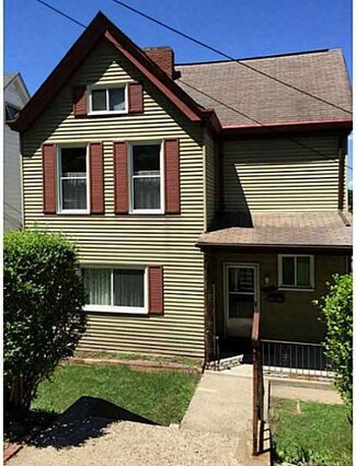 420 Welsh Ave, Wilmerding, PA 15148