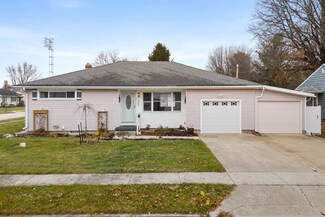 1029 S East St, Bucyrus, OH 44820