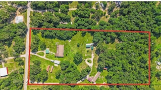 23419 Quiet Hollow Rd, Montgomery, TX 77356