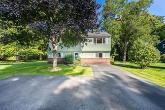 49 Washington St, Bedford, MA 01730