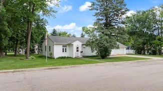 223 W Rotherwood St, Ivanhoe, MN 56142