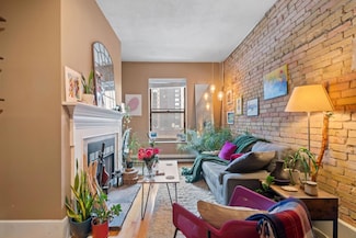 609 S 9th St Unit 8, Minneapolis, MN 55404