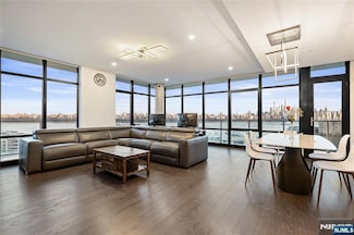 8701 Churchill Rd Unit 1401, North Bergen, NJ 07047
