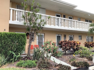 2121 NE 1st Ct Unit 204, Boynton Beach, FL 33435
