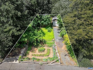 1319 Chesapeake St Unit 3, Charlottesville, VA 22902