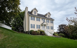 6 Innisfree Dr, Haverhill, MA 01832